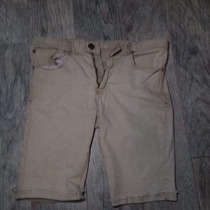 Men's Carbon Khaki Shorts